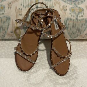 Steve Madden Travel Tan gladiator sandals